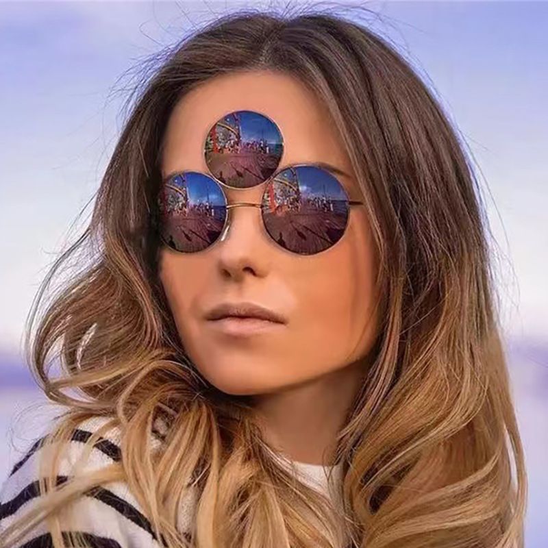 レトロファッションのトレンド　三つ目装飾サングラス　個性的な - Photography Trend のレビューと価格