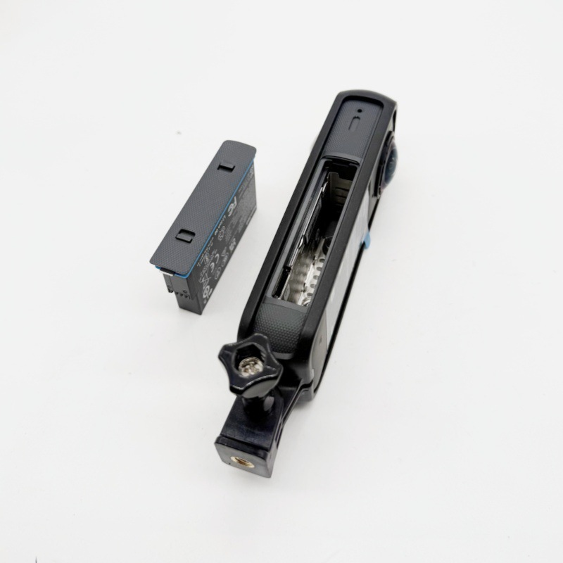 Insta360 X5 プラスチック保護フレームケース、コー - Camera Cold Shoe のレビューと価格
